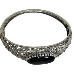 Vintage Silver Filigree Bangle Bracelet With Black Onyx Stone